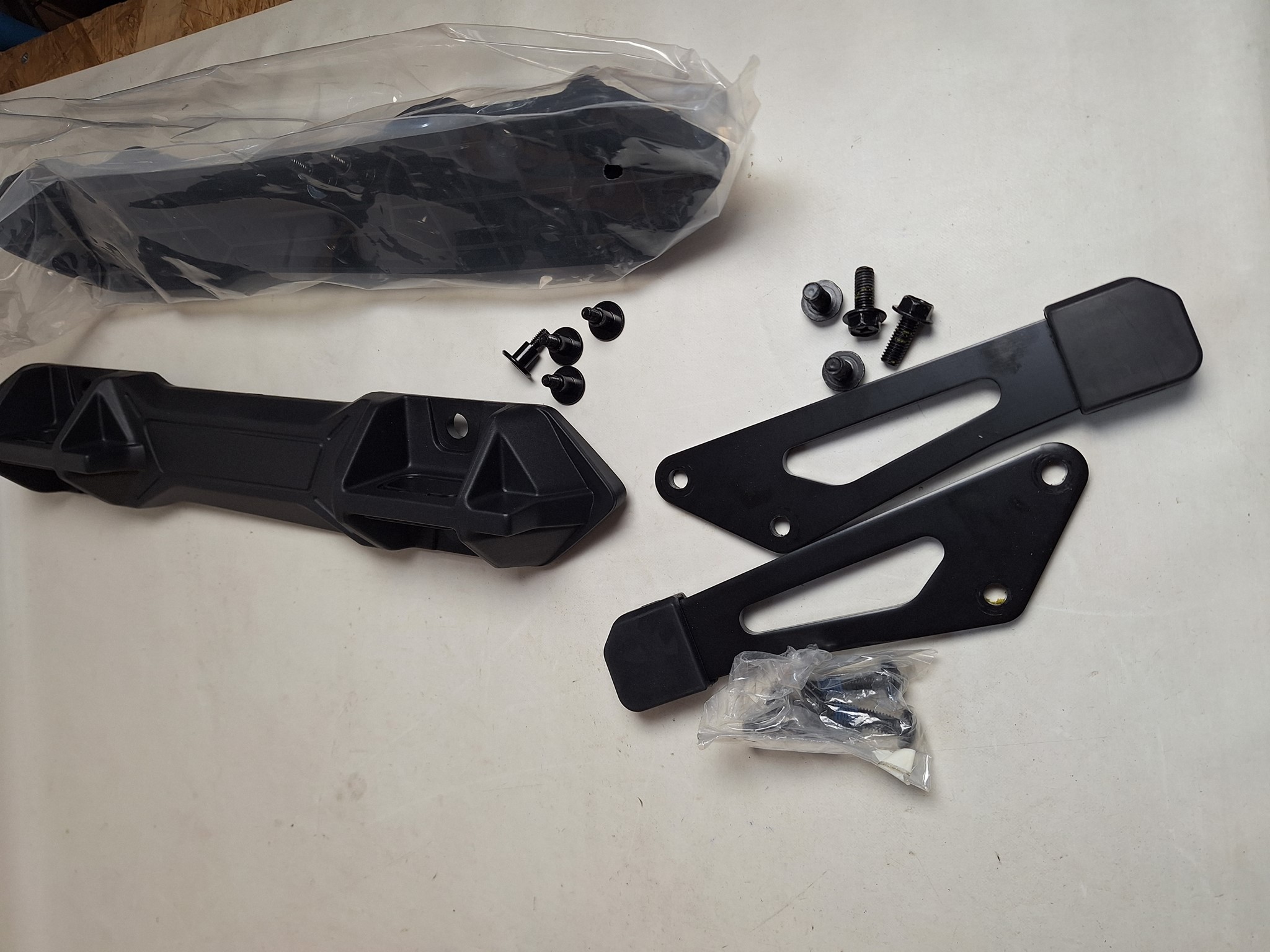 Picture of SUZUKI  TRAEGER  93700-48810